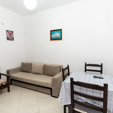 Sheme'S Apartments Sarandë Esterno foto
