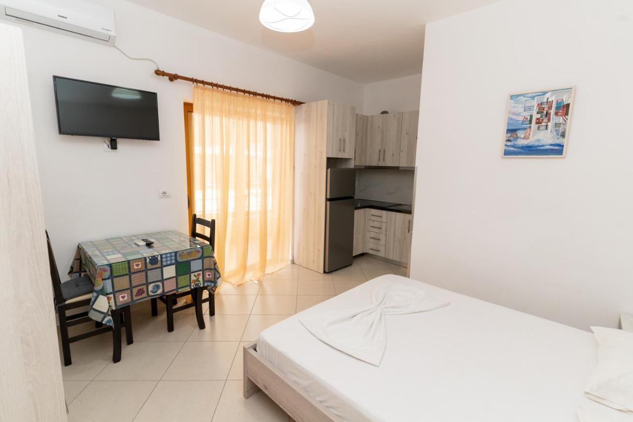 Sheme'S Apartments Sarandë Esterno foto