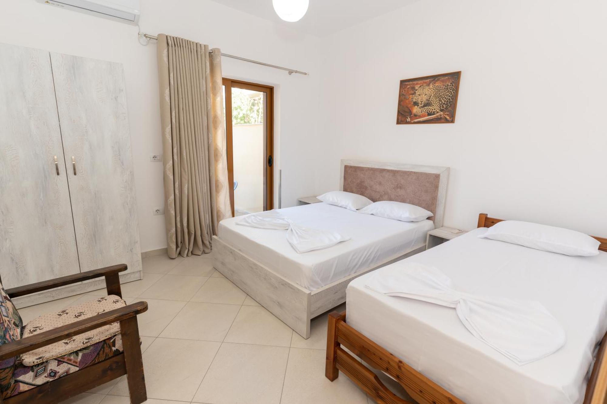 Sheme'S Apartments Sarandë Esterno foto