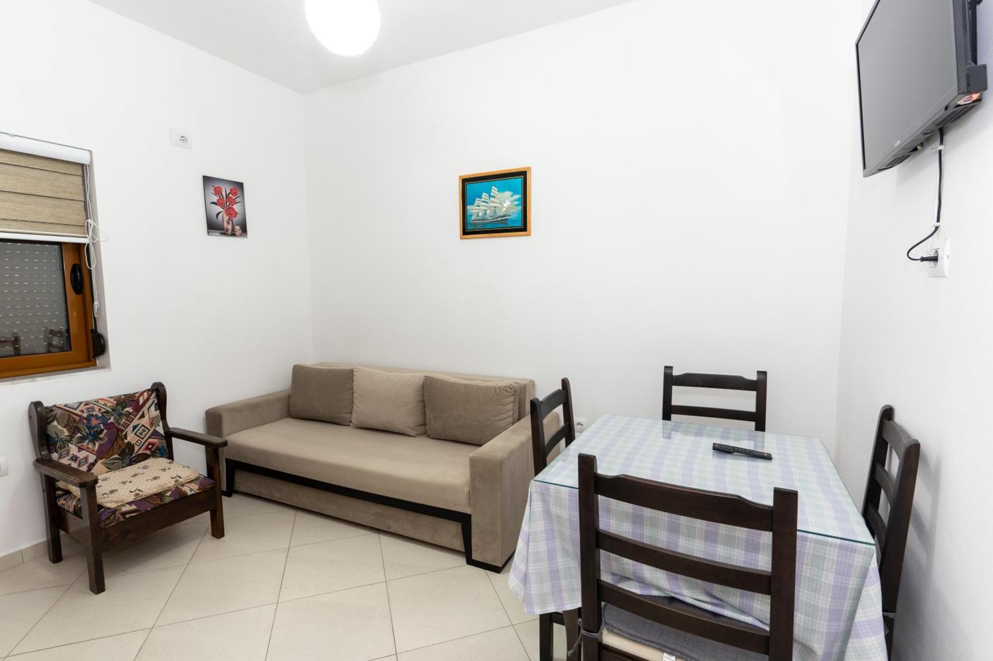Sheme'S Apartments Sarandë Esterno foto