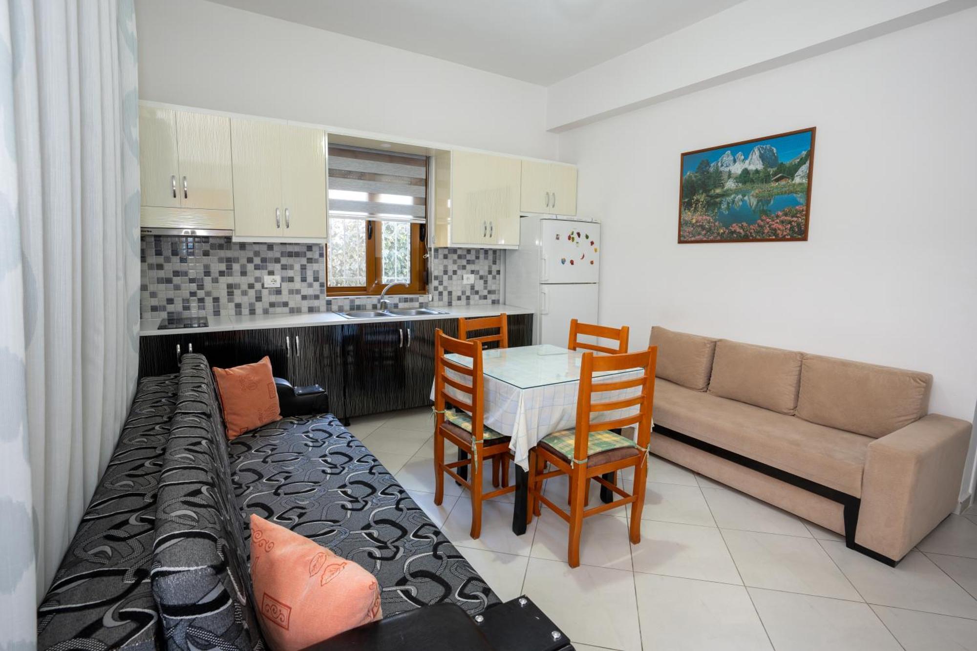 Sheme'S Apartments Sarandë Esterno foto